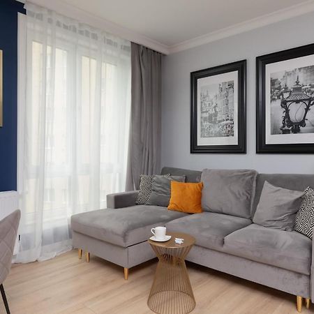 Stylish Atol Apartment With Free Parking In The Heart Of Gdansk By Noclegi Renters Екстер'єр фото