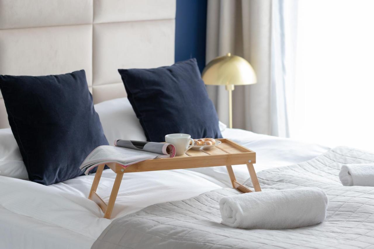 Stylish Atol Apartment With Free Parking In The Heart Of Gdansk By Noclegi Renters Екстер'єр фото