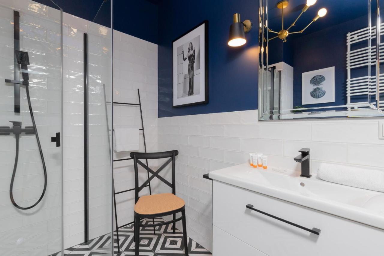 Stylish Atol Apartment With Free Parking In The Heart Of Gdansk By Noclegi Renters Екстер'єр фото