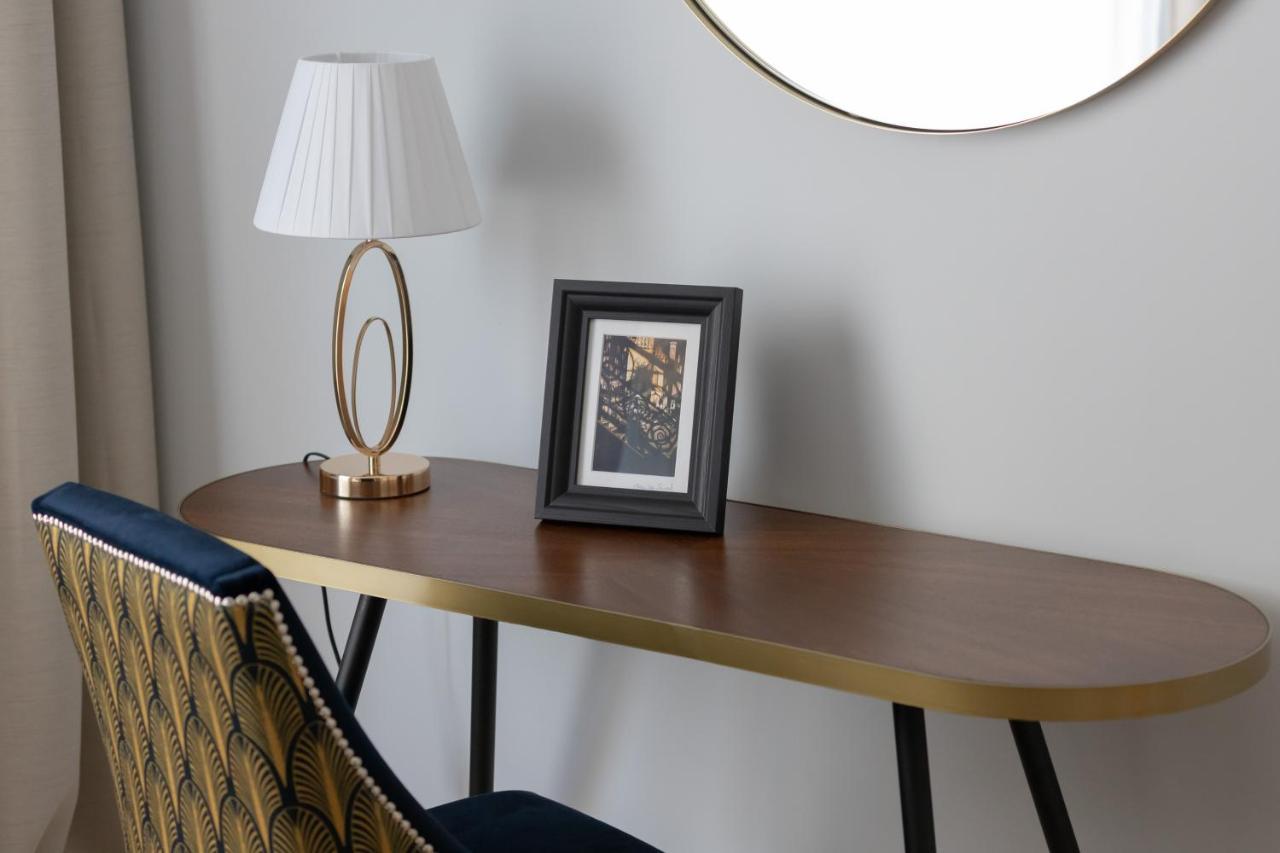 Stylish Atol Apartment With Free Parking In The Heart Of Gdansk By Noclegi Renters Екстер'єр фото